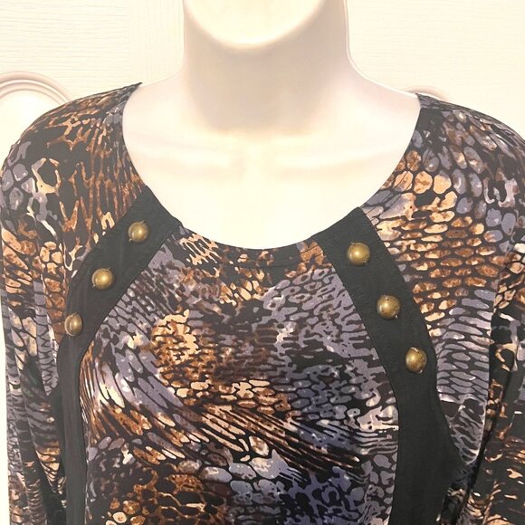Max & Rina Women's Long Sleeve Snake Skin Print Tunic Stud Blouse-Size Medium - Picture 2 of 14